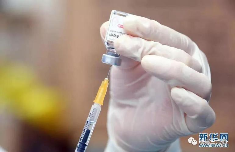 娉曟皬鍥婂彉寮傛牚涓庤秴寮烘瘨鏍浣曞尯鍒?></p>
<h2>闊╁浗棣栨鎶ュ憡3渚嬬吉鍙樺紓姣掓牚鎰熸煋鐥呬緥锛岃繖涓€姣掓牚涓庝箣鍓嶆櫘閫氭瘨鏍湁浣曞尯鍒紵</h2>
<p>鏂板啝鐥呮瘨鍦ㄥ叏鐞冧粛鐒舵槸澶囧彈鍏虫敞鐨勮瘽棰橈紝鏂板啝鐥呮瘨鐨勪笉鏂彉寮傦紝璁╁ぇ瀹舵湁涓€绉嶉槻涓嶈儨闃茬殑蹇冪悊锛岀洰鍓嶆柊鍐犵梾姣掑張鍐嶆鍙樺紓寰峰皵濉旂梾姣掞紝杩欑鐥呮瘨鐨勪紶鏌撴€ф洿寮猴紝姝讳骸鐜囨洿楂樸€傞煩鍥介娆℃姤鍛婁笁鍒楃吉鍙樺紓鏍劅鏌撶梾渚嬶紝鏂伴椈涓€鍑哄紩鍙戝ぇ瀹剁殑鎷呭咖锛屾嵁浜嗚В锛岃繖涓€姣掓牚涓庝箣鍓嶆櫘閫氱殑姣掓牚鏈変笉鍚岋紝鍒板簳鏈夊摢浜涗笉鍚岀殑鍦版柟鍛紵涓€璧锋潵浜嗚В涓€涓嬪惂銆傛嵁浜嗚В锛岄煩鍥介娆℃姤鍛婁笁渚嬬吉鍙樺紓姣掓牚鐨勬偅鑰呭潎涓哄澶栬緭鍏ワ紝杩欎笁鍒楃‘璇婃偅鑰呭垎鍒槸鏉ヨ嚜澧ㄨタ鍝ワ紝缇庡浗鍜屽摜浼︽瘮浜氾紝鑷吉鍙樺紓姣掓牚鍑虹幇棣栦緥鎰熸煋鑰呭悗锛岀洰鍓嶅凡鏈夋媺鑿插拰娆ф床绛?0澶氫釜鍥藉鎶ュ憡璇ュ彉寮傛牚鐥呬緥銆傝繖涓€姣掓牚涓庝箣鍓嶆櫘閫氭瘨鏍湁浣曞尯鍒紵鎹笓瀹跺垵姝ョ殑鐮旂┒鏁版嵁琛ㄦ槑锛岃繖绉嶆瘨鏍槸鍏锋湁鍏嶇柅閫冮€哥殑锛屼篃灏辨槸璇达紝鍗充究鏄帴绉嶄簡鏂板啝鐤嫍锛岃鐥呮瘨浠嶇劧鍙墛寮辩柅鑻楃殑鍔熷姏娼滃湪鐗规€э紝鍥犳杩欑鐥呮瘨闇€瑕佸ぇ瀹跺紩璧烽珮搴︾殑璀︽儠锛屽仛濂介槻鎶ゆ帾鏂姐€傜洰鍓嶉煩鍥介槻寰¢儴闂ㄥ凡灏嗗姞寮哄鍖呮嫭缂瘨鏍湪鍐呯殑鏂板瀷鐥呮瘨鐨勭洃鎺э紝浠ュ強瀵规捣澶栬緭鍏ヤ汉鍛樼殑绠$悊锛屽敖閲忕殑閬垮厤鍑虹幇鎰熸煋鎵╁ぇ鐨勬儏鍐点€傞煩鍥介槻鐤儴闂ㄨ〃绀猴紝涓鍋囨湡澶ф祦琛屽緱鍒版湁鏁堢殑鎺у埗锛屾湁鍙兘10鏈堜唤灏嗘湁鍙兘浼氳浆鍙橀槻鐤綋绯伙紝鍏奸【鏃ュ父鐢熸椿锛屽洜姝ゅぇ瀹堕渶瑕佸仛濂介槻鎶ゆ帾鏂斤紝閬垮厤鐤儏鐨勬墿鏁o紝鍥藉唴鐩墠灏氭湭鍙戠幇缂彉寮傛瘨鏍劅鏌撶殑鎯呭喌銆傚湪鏃ュ父鐢熸椿涓紝澶у涓€瀹氳鍋氬ソ闃叉姢鎺柦锛屽挨鍏舵槸鍦ㄥ嵆灏嗚繋鏉ヤ腑绉嬪拰鍥藉簡鍋囨湡鐨勯樁娈碉紝鍙兘浼氬嚭鐜板ぇ鎵归噺鐨勪汉娴侀噺锛屽ぇ瀹跺繀椤昏绉瀬鐨勯厤鍚堥槻寰¢儴闂ㄧ殑宸ヤ綔锛屽仛濂介槻寰℃帾鏂斤紝灏介噺閬垮厤鐤儏鐨勬墿鏁o紝鍋氬ソ闃茬柅鎺柦锛屾渶鍏抽敭鏄鍑烘椂瑕佹纭殑琚埓鍙g僵锛屽敖閲忎笉瑕佸幓浜烘祦瀵嗛泦鐨勫湴鏂瑰仛濂戒釜浜哄崼鐢熷伐浣溿€備紶鏌撴€ф洿寮猴紝娼滀紡鏈熸洿闀匡紝涓嶆槗妫€娴嬪嚭锛屾劅鏌撳悗锛岀棁鐘舵洿涓ラ噸銆傚尯鍒槸闈炲父澶х殑锛岄鍏堣繖绉嶅彉寮傜殑姣掓牚鐨勪紶鎾€ф瘮鏅€氱殑鐥呮瘨寮猴紝鎰熸煋鐨勯€熷害闈炲父蹇紝娌绘剤鐨勯毦搴︿篃鏄潪甯搁珮鐨勩€傝繖涓€姣掓牚浼犳挱閫熷害鏇村揩锛屾綔浼忔湡鎴栬姣旇緝闀匡紝涔熸瘮杈冪嫛鐚俱€?/p>
<h2>鍙樺紓鏍紶鏌撴€ф硶姘忓泭鐥呭浣曢闃诧紵</h2>
<p> 棰勯槻锛?1) 鍔犲己绉嶉浮鍏嶇柅鍙戠梾鏃ラ緞鎻愬墠鐨勪竴涓富瑕佸師鍥犳槸闆忛浮缂轰箯姣嶆簮鎶椾綋鐨勪繚鎶ゃ€傝緝濂界殑绉嶉浮鍏嶇柅绋嬪簭鏄細绉嶉浮鐢ㄤ紶鏌撴€ф硶姘忓泭D78鐨勫急姣掕嫍杩涜浜屽厤锛屽湪18 ~20鍛ㄩ緞鍜?0 ~42鍛ㄩ緞鍐嶅悇娉ㄥ皠1娆℃补浣愬墏鐏椿鑻椼€?2) 閫夌敤鍚堥€傜柅鑻楄繘琛岀柅鑻楁帴绉嶈繖鏄闃叉湰鐥呯殑涓昏閫斿緞锛岀敱浜庢瘨鏍彉寮傛垨姣掑姏鍙樺寲锛屽厛鍓嶇殑鐤嫍鍜屽紓鍦扮殑鐤嫍闅句互濂忔晥锛屽簲閫夌敤鍚堥€傜殑鐤嫍锛堝鍚湰鍦伴浮鍦烘劅鏌撴瘨鏍垨涓瓑姣掑姏鐨勭柅鑻楋級銆傚彟澶栵紝鐏椿鐤嫍涓庢椿鐤嫍鐨勯厤濂椾娇鐢ㄤ篃鏄緢閲嶈鐨勩€傚浜庤嚜绻佽嚜鍏荤殑楦″満鏉ヨ锛屼粠绉嶉浮鍒伴洀楦★紝鍏嶇柅绋嬪簭搴斿綋涓€浣撳寲锛岄洀楦$兢鐨勯鍏嶅彲閲囩敤寮辨瘨鐤嫍锛岀劧鍚庣敤鐏椿鐤嫍鍔犲己鍏嶇柅鎴栫敤寮辨瘨鐤嫍涓庣伃娲荤柅鑻楅厤濂椾娇鐢ㄧ殑鍏嶇柅绋嬪簭锛屼篃鍙娇鐢ㄦ柊鍨嬬柅鑻楋紝濡俈P5鍩哄洜缂哄け鐤嫍绛夈€?1) 鍔犲己楗插吇绠$悊鍚堢悊鎼厤璇嶆枡锛屽噺灏戝簲婵€锛屾彁楂橀浮鏈轰綋鐨勬姉鐥呭姏銆?/p>
<p><img src=