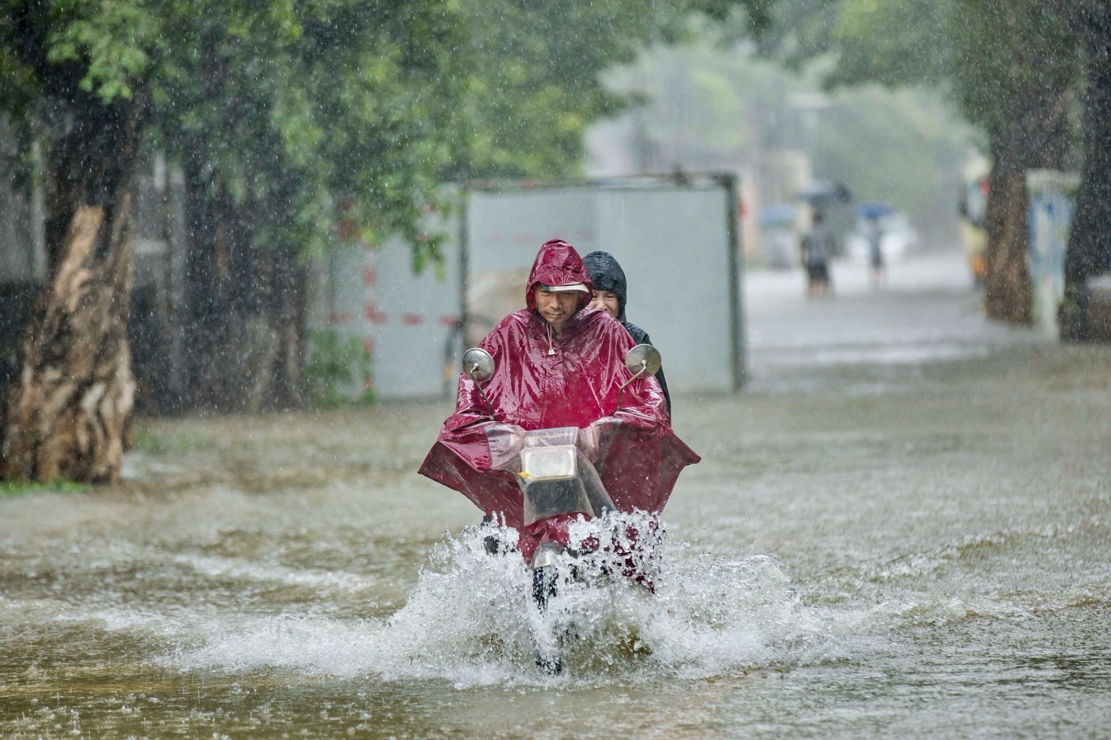 北京大部地区遇雷阵雨（北京雷阵雨最新）