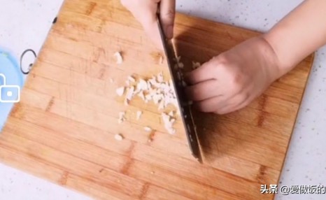 麻辣鳕鱼的制作方法，鱼肉细嫩少刺味道麻辣鲜香超级下饭