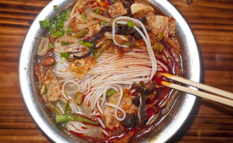 为什么螺蛳粉那么臭,还是有那么多人吃上瘾,你对它可能有点误会
