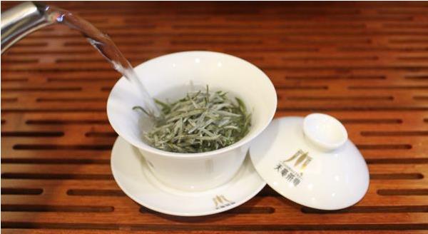 白茶的功效与作用及禁忌 白茶有保质期吗