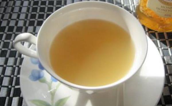 蜂蜜水的功效与作用及禁忌 喝蜂蜜水有什么好处