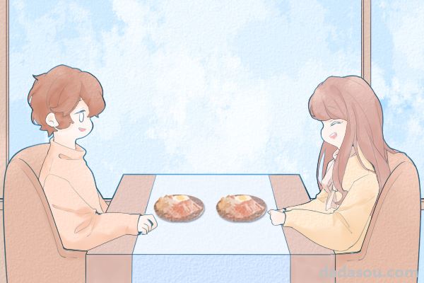 现在的同学聚会，都流行AA制了