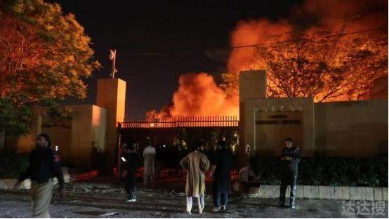 巴基斯坦酒店爆炸 中使馆人员平安 巴基斯坦酒店爆炸事件