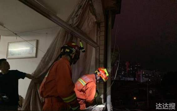 短时强降雨致贵州安顺多公共设施受损1