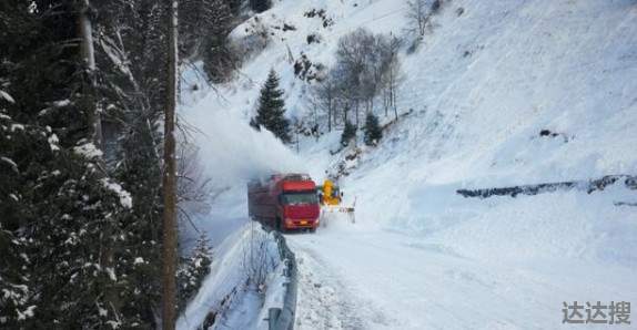 印度冰川断裂引发雪崩 印度发生冰川断裂并引发雪崩