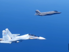 俄军重型战斗机逼退北约F-35！美国飞机和俄罗斯飞机哪个厉害？